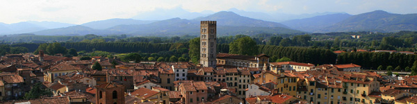 Lucca, la città dalle 100 chiese