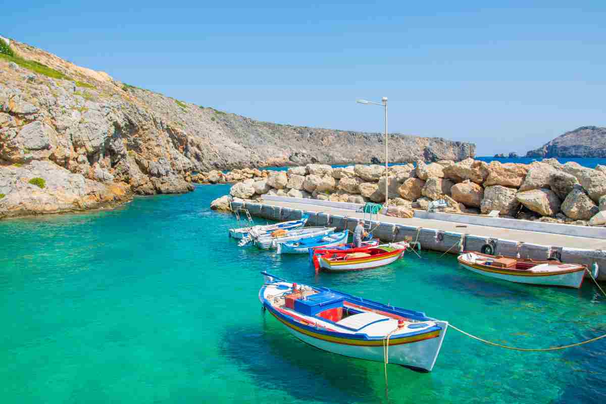 isola greca 500 euro al mese