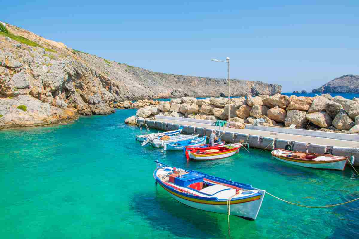 isola greca 500 euro al mese