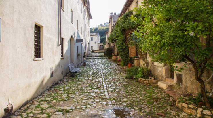 Borgo Farfa vicino Abbazia