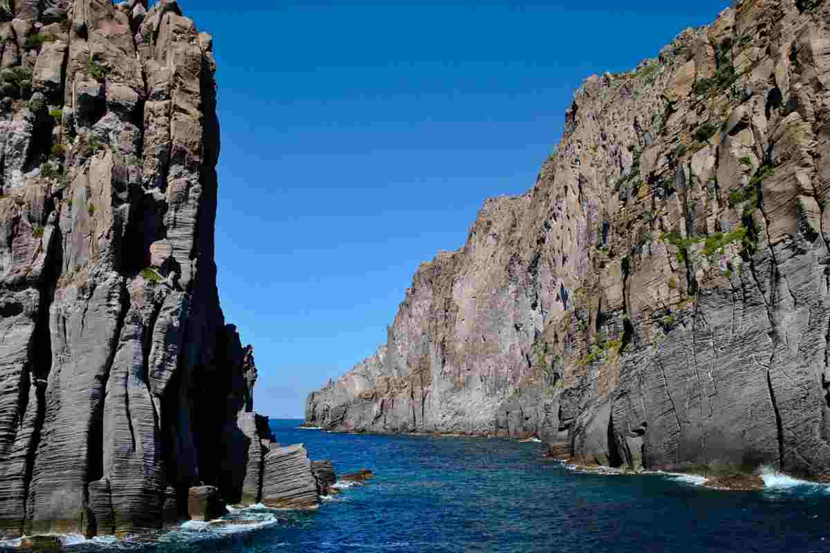 Isole italiane dove puoi abbandonare la macchina