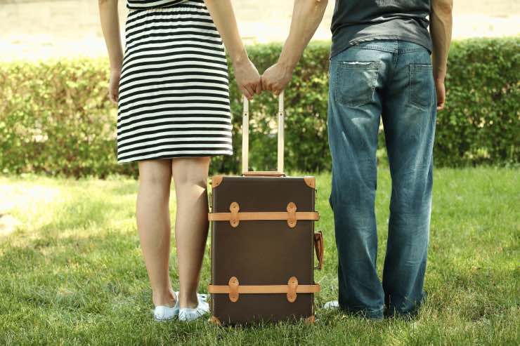 Viaggio di coppia con una sola valigia: come prepararla, i metodi